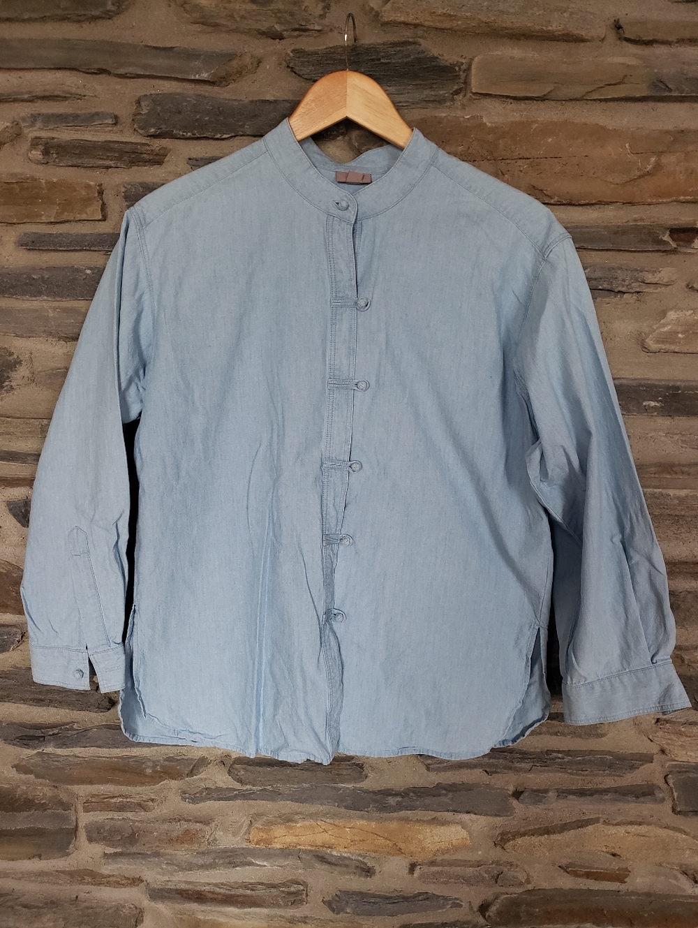 J. Jill Long Sleeve Chambray Denim Button Up Shirt Small